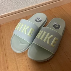 新品未使用✨NIKE ベナッシ 23㎝