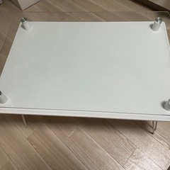折りたたみ式テーブル
