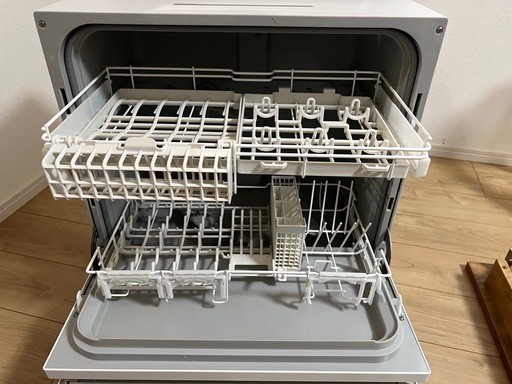 [本日までの掲載]パナソニック　食洗機　NP-TA4-W 食器洗い乾燥機　＊引き取りに来てくださる方のみご購入可能＊