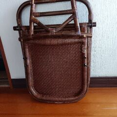 藤　ラタン　座椅子　現状の画像