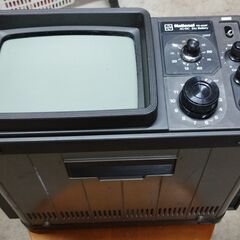稼働品　National TR-809F B/W TV