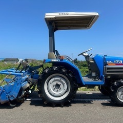 イセキ トラクター 17馬力 4WD 耕深自動 自動水平 逆転PTO パワステ デフロック バックアップ TF173　キャノピー ディー ゼル 耕運幅1300 代掻き 耕運 畝立て畑 宮崎　農機具　簡易始動動画ありの画像