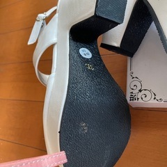 厚底サンダルの画像