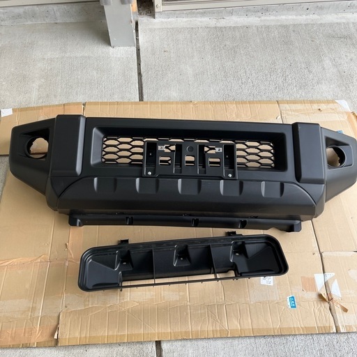 ジムニー jb64純正フロントバンパー