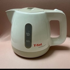 T-fal 電気ケトルの画像