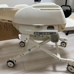 コンビ　電動ネムリラオートスイング