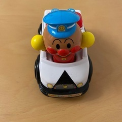 【アンパンマン】おもちゃのクルマ（アンパンマンの声がでます）
