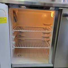 【ジャンク扱い】業務用テーブル形冷蔵庫の画像
