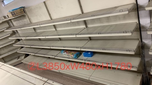 （取り引き中）陳列什器　スチールラック　棚