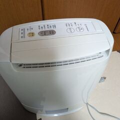Panasonic 衣類 乾燥 除湿機 F-YZK60 デシカント式