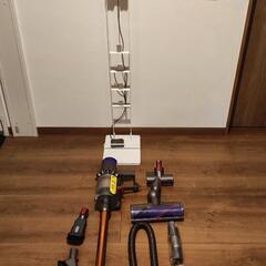 掃除機　ダイソンv10＆スタンド＆アタッチメントセット