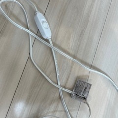 ニトリ　花柄　テーブルランプの画像