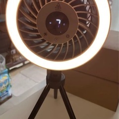 ライト付！ バッテリー内蔵型扇風機！強連続5時間稼働！新品！超便利！で涼しいの画像