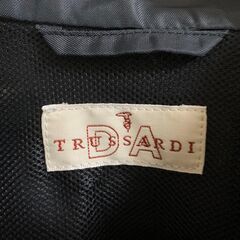 TRUSSARDI ダウンベスト メンズ Mサイズ 48 ブラック シンプルの画像