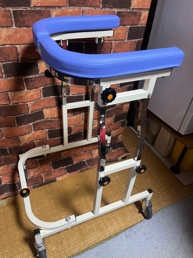 歩行補助器 アルコー12型 室内専用歩行車折りたたみタイプ（星光医療器製作所）