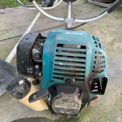 マキタ Makita エンジン刈払機２台 MEM2651UHT×２ ジャンク扱い ばら売りも可｜草刈機の画像