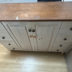 収納　カウンター　棚　カップボード　