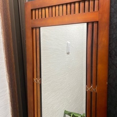 アンテイックスタンドミラー　の画像
