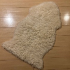 IKEA LUDDE ムートン　ラグマット