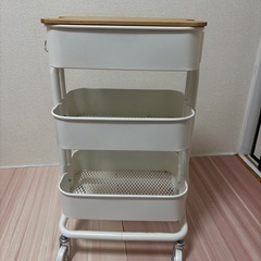 ワゴン
