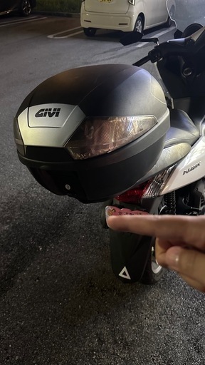 リアボックス　トップケースGIVI B29NT2 TECH