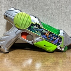トイストーリー　バスライトイヤー　トイガン
の画像