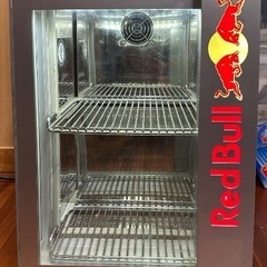 Red Bull 冷蔵庫の画像