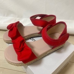 ※値下げしました！キッズ★新品&未使用★ 赤色 靴の画像