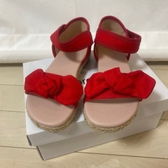 ※値下げしました！キッズ★新品&未使用★ 赤色 靴