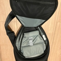 カメラバッグ　ワンショルダー　一眼レフ　cocoon の画像