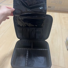 (取引予定者決定)化粧ポーチの画像