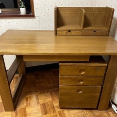 木製の学習机