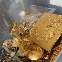 銀歯　金歯　貴金属 金メッキ製品買い取りします。の画像