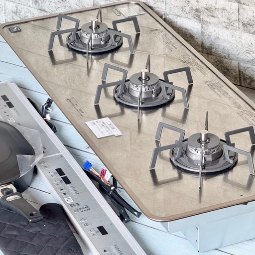 ハーマン「トリプルワイドガス・ビルトインコンロ」都市ガス用 付属品完備