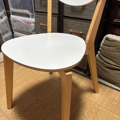 NORDMYRA ノールドミーラ　ダイニングチェア　ホワイト