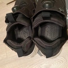Reebok Instapump Fury ブラック 黒白 ユニセックスの画像
