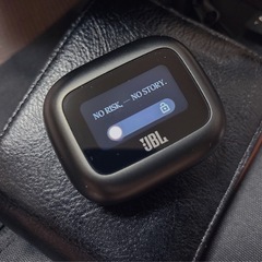超美品！JBL LIVEBEAM3