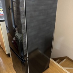 セミダブルフレーム、冷蔵庫、レンジ、冷蔵庫セットの画像