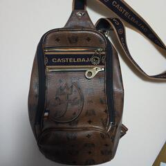 カステルバジャックバック