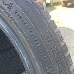 Nokian Hakkapeliitta R5 SUV 285/40R22 4本の画像