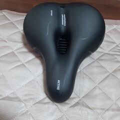 自転車　サドル(25×20×10)　の画像