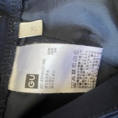 GU ネイビー XLサイズ パンツの画像