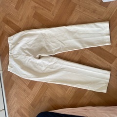 GU XL スラックスの画像