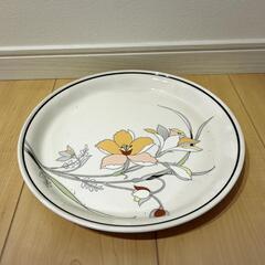  陶器　皿　4種　5枚セットの画像