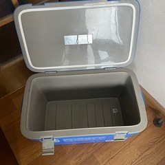 クーラーボックスの画像