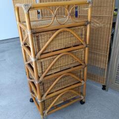 20250610006　家具　藤タンス4段の画像