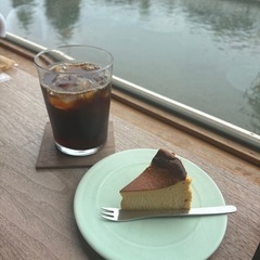 ☕️平日の18時以降でご飯かカフェ行ける方〜