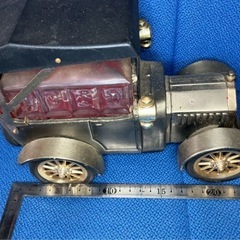昭和レトロ 酒瓶 アンティーク ヴィンテージ 洋風 車 Ford フォード 1918 ブリキ ミニカー 空き瓶 空瓶の画像