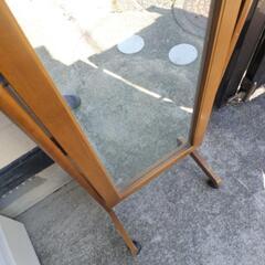 鏡の画像
