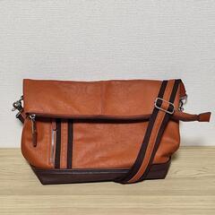 【美品】メンズ ショルダーバッグ キャメル【FICCE,BRAVE】